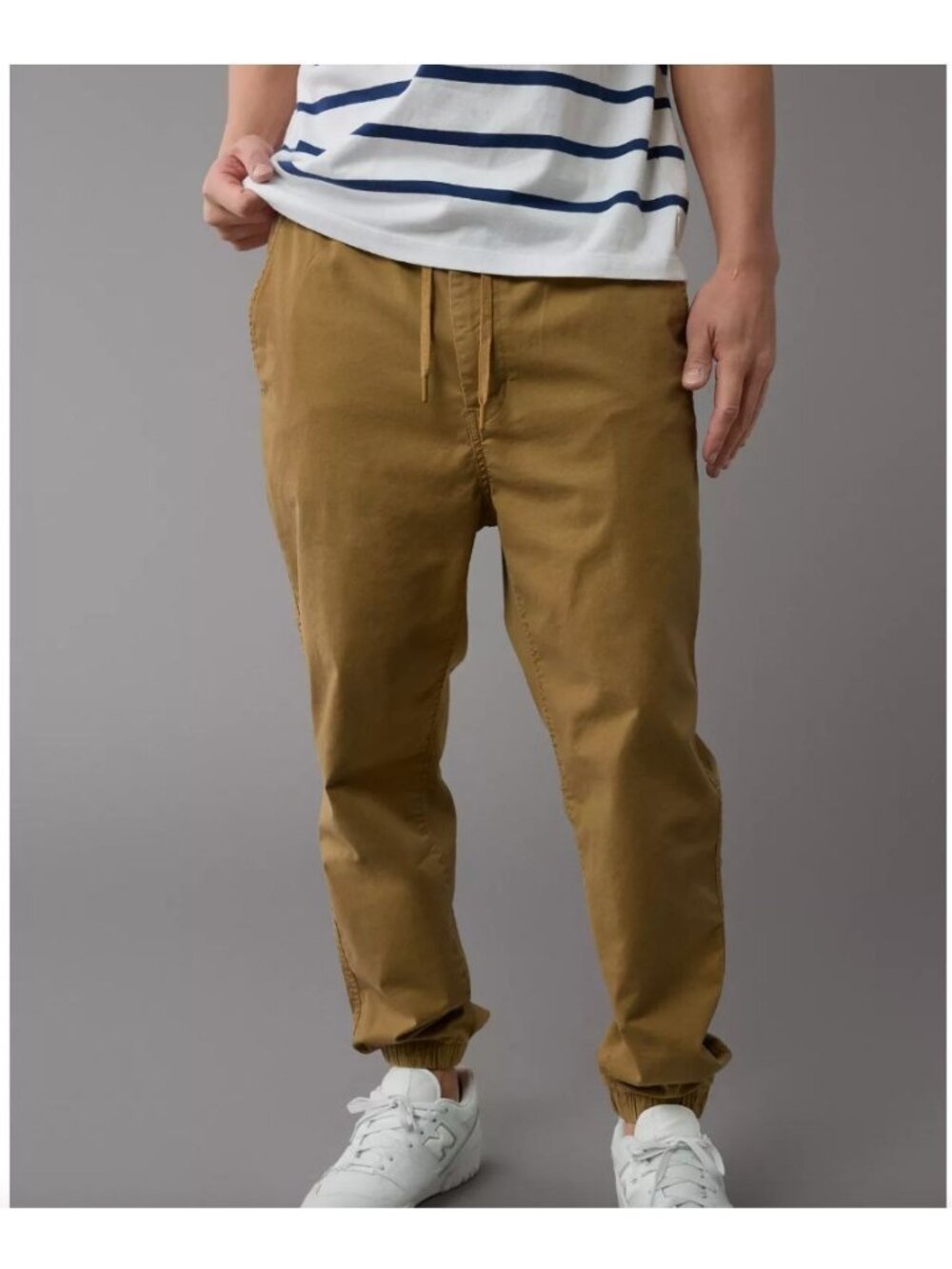 American Eagle Mens Khaki Jogger Pants Elastic Waist & Cuffs Back & Side Pockets